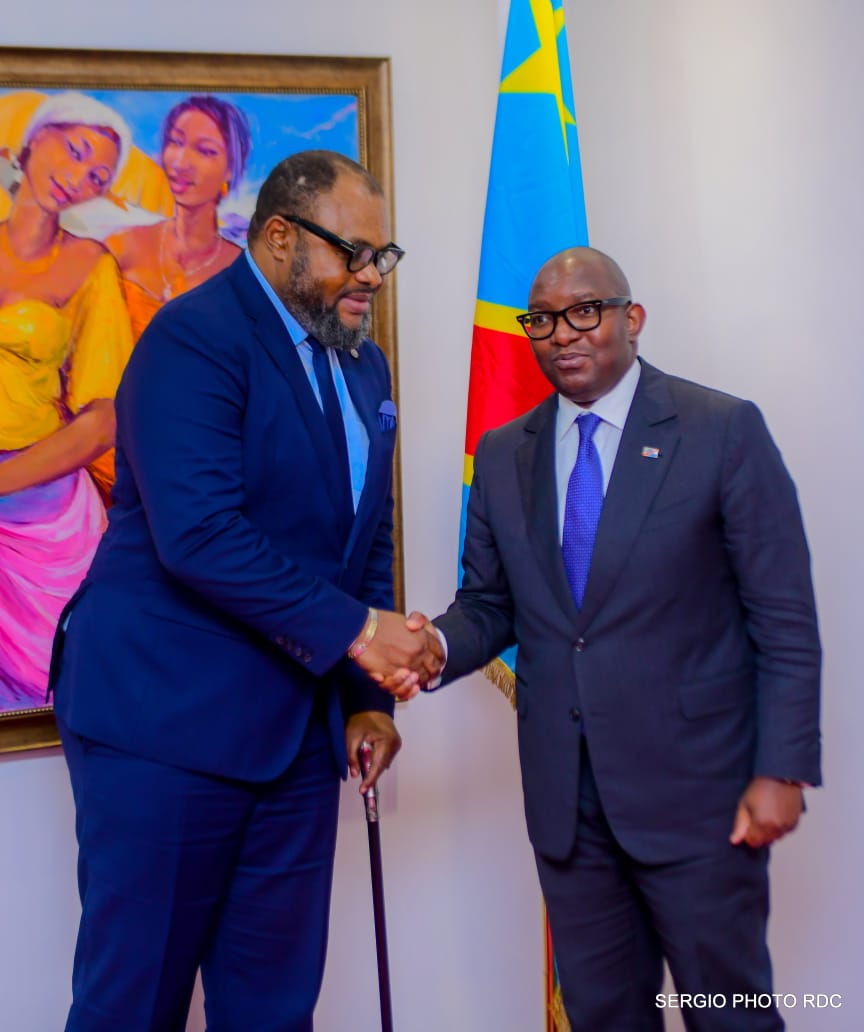 RDC : Les parlementaires Patrick Munyomo, Denis Kambayi et Dhedhe Mopassa rencontrent le Premier Ministre pour le suivi du dossier Congo Airways