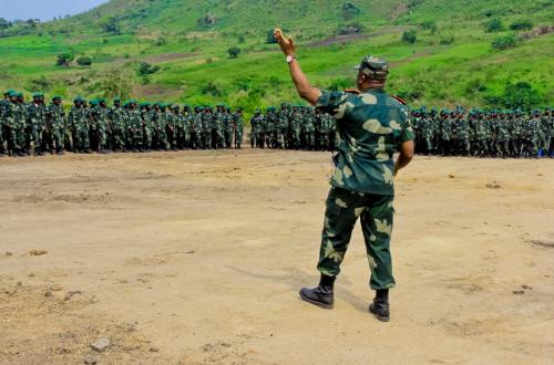 Ituri : Plus de 700 militaires finalistes à la formation du centre de Lukusa présentés au Gouverneur militaire