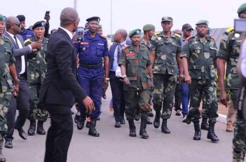 Haut-Katanga - Eddy Kapend aux éléments de la 22è Région militaire des FARDC : "La mission de la Défense, c'est de protéger la Patrie"
