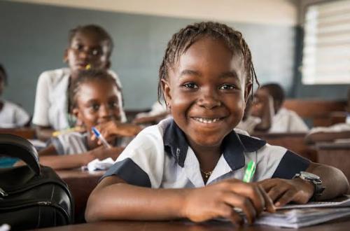 RDC : Faux, la gratuité de l’enseignement n’a pas été annulée