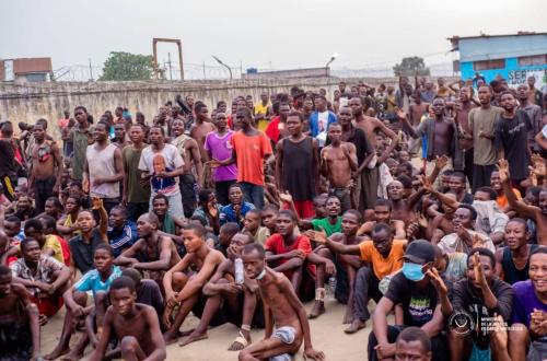 Libération de 1 685 prisonniers malades à la prison centrale de Makala à Kinshasa