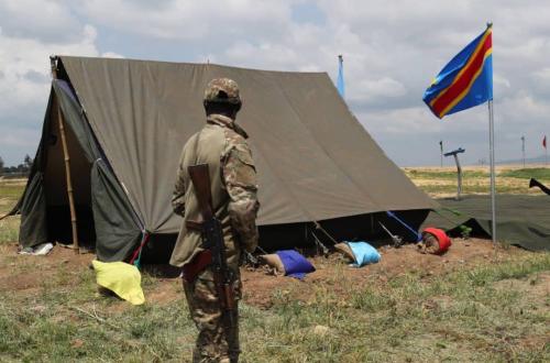 Des tentes et installations sanitaires remises à l’armée Congolaise