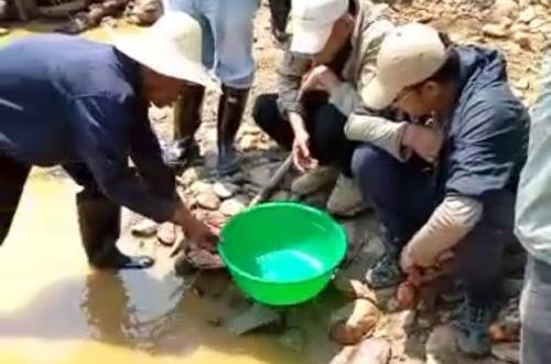 La population de Mwenga en action contre l’exploitation minière illégale par des Chinois