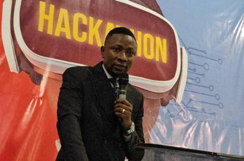 Concours Jenga Congo HACKATON 2024, Serge Farini invite les jeunes participants à faire la technologie de la paix