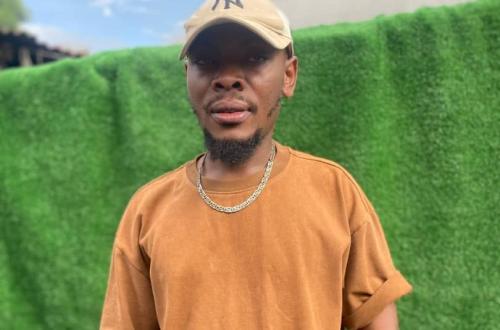 Avec « Be Happy Pressing », Joël Mawiro lave les habits… et redonne espoir à la jeunesse en quête de paix et d’emploi