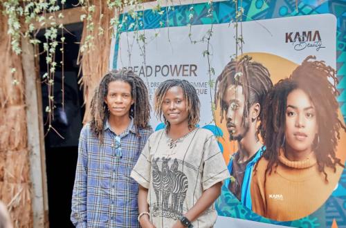 Lorsque les Dreadlocks racontent une histoire d'identité et de fierté (Reportage)