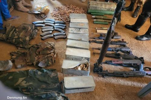 Ituri : l’armée Congolaise saisit un important stock d’armes lors d’une opération à Djugu