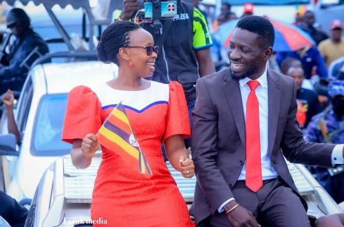 Élections en Ouganda : la résidence de Robert Kyagulanyi dit Bobi Wine encerclée par les forces de sécurité