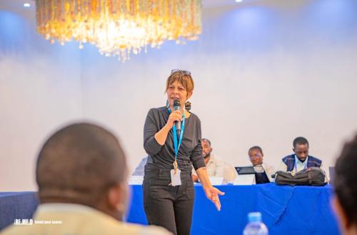 Attaque au drone : Emmanuel Macron exprime l’émotion de la France après la mort d'une humanitaire française