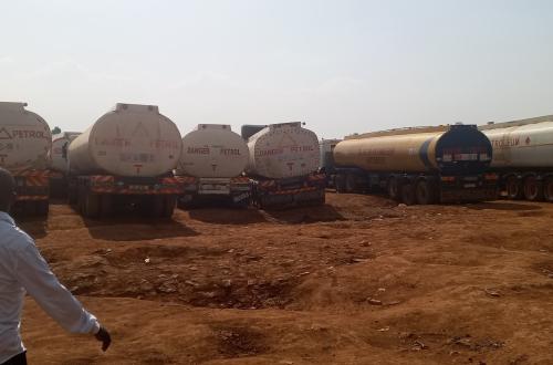 Ituri : une mission provinciale annoncée pour résoudre la grève des transporteurs de carburant à Mahagi