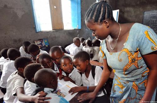 RDC : plus de 700 000 agents de l’éducation payés en mars 2026, dont 624 081 enseignants