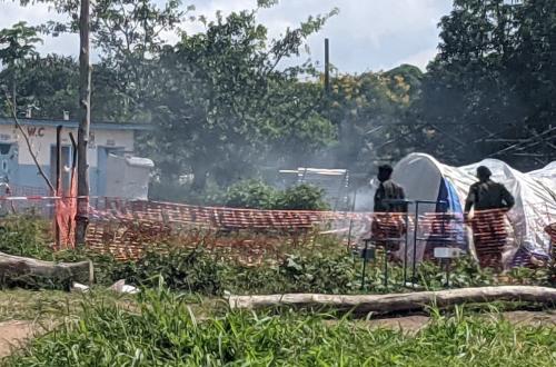 Ebola en Ituri : violences à Rwampara, une structure de prise en charge attaquée et des tentes d’isolement incendiées