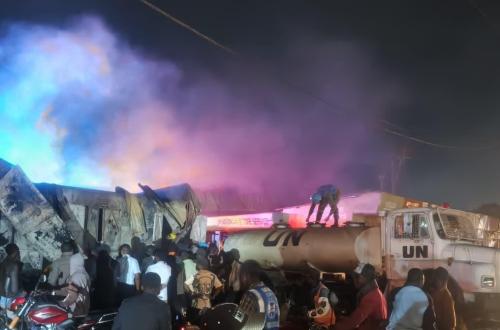 Beni : incendie près de l'hôtel de ville, kiosques et magasins ravagés