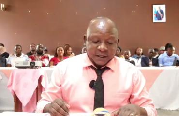 Nord-Kivu : la jeunesse intercommunautaire s’inquiète de la crise entre le député national Crispin Mbindule et le gouverneur Somo Evariste