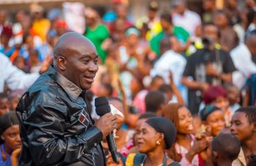 Fungurume et Kasumbalesa en liesse : le Prophète Jules Mulindwa signe une visite évangélique historique