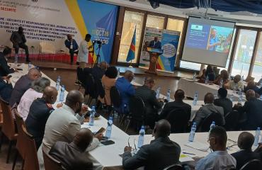 Kinshasa : une table ronde nationale réunit médias, justice et sécurité autour de la protection des journalistes