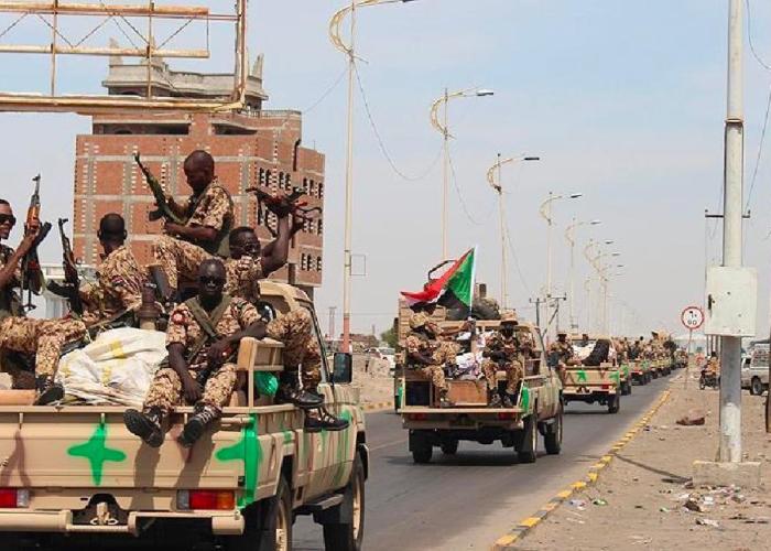 Violents affrontements aux abords du palais présidentiel, des militaires gouvernementaux se réfugient au Tchad