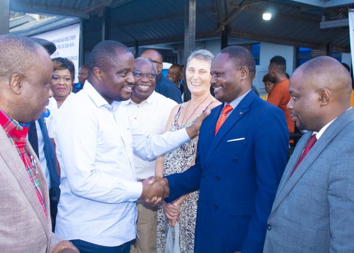 Sud-Kivu : Muhindo Nzangi à Bukavu pour présider la cérémonie de remise des véhicules aux professeurs Émérites et P.O