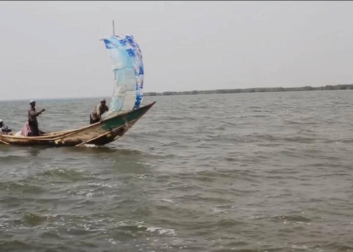 Exploration du lac poissonneux Édouard de Vitshumbi : Plongée dans la vie des pêcheurs et des habitants des rives (Reportage)
