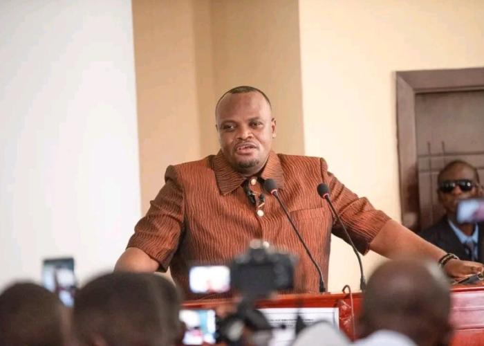 Kinshasa : Prétendu accord entre le nouveau gouverneur et un homme d’affaires, sa cellule de communication dément