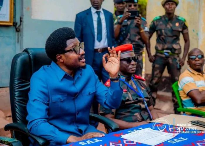 Mutamba promet une peine de mort contre relayeurs des activités du M23