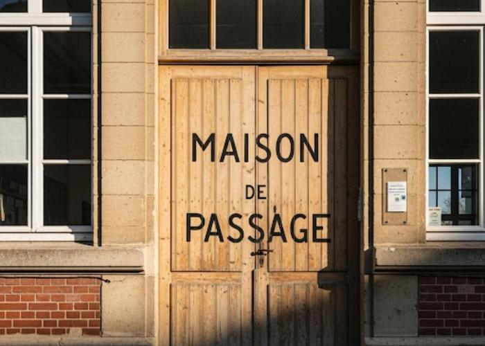 Une école transformée en maison de passage